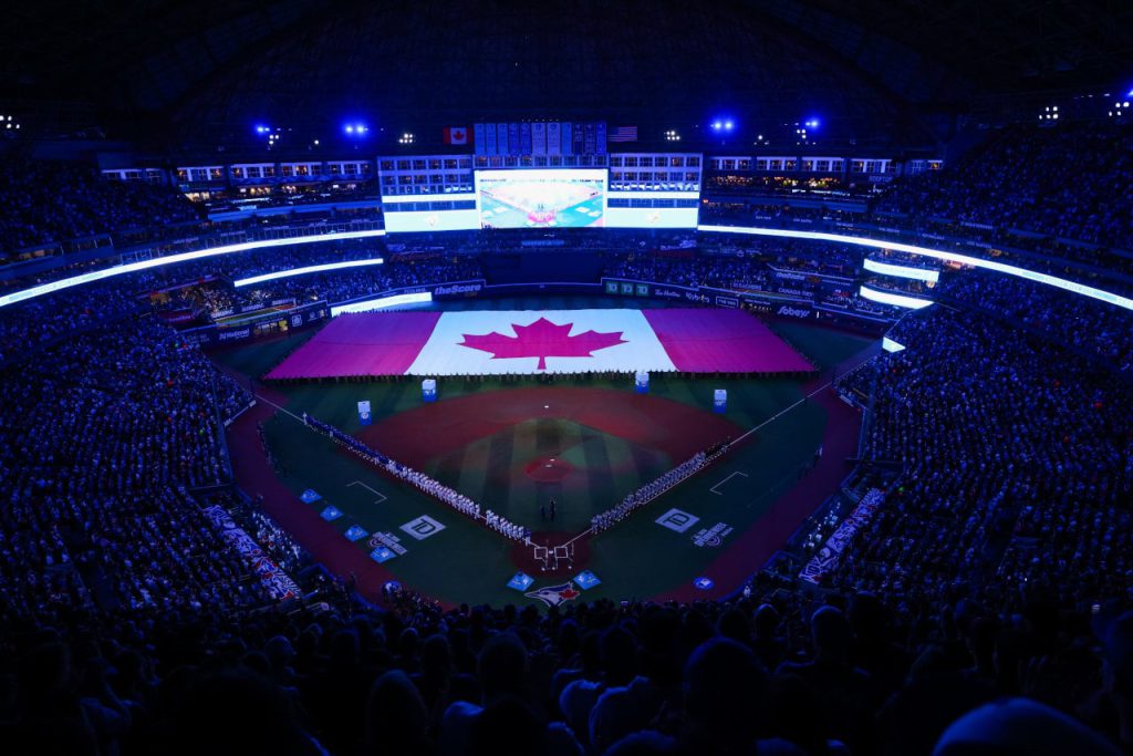 Canadian-flag-Toronto-Blue-Jays.jpg